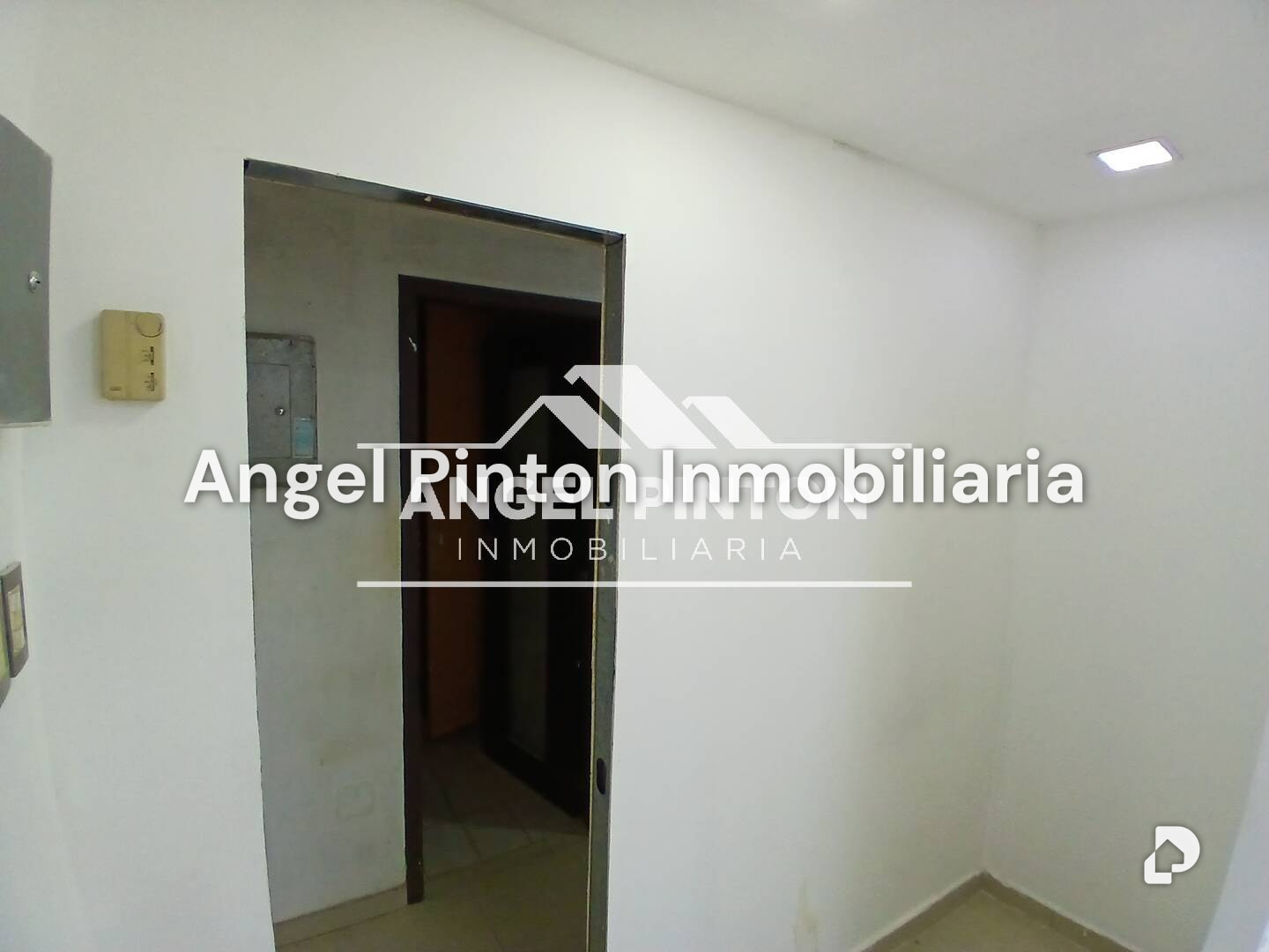 Local comercial en Avenida Goajira, Maracaibo – 5