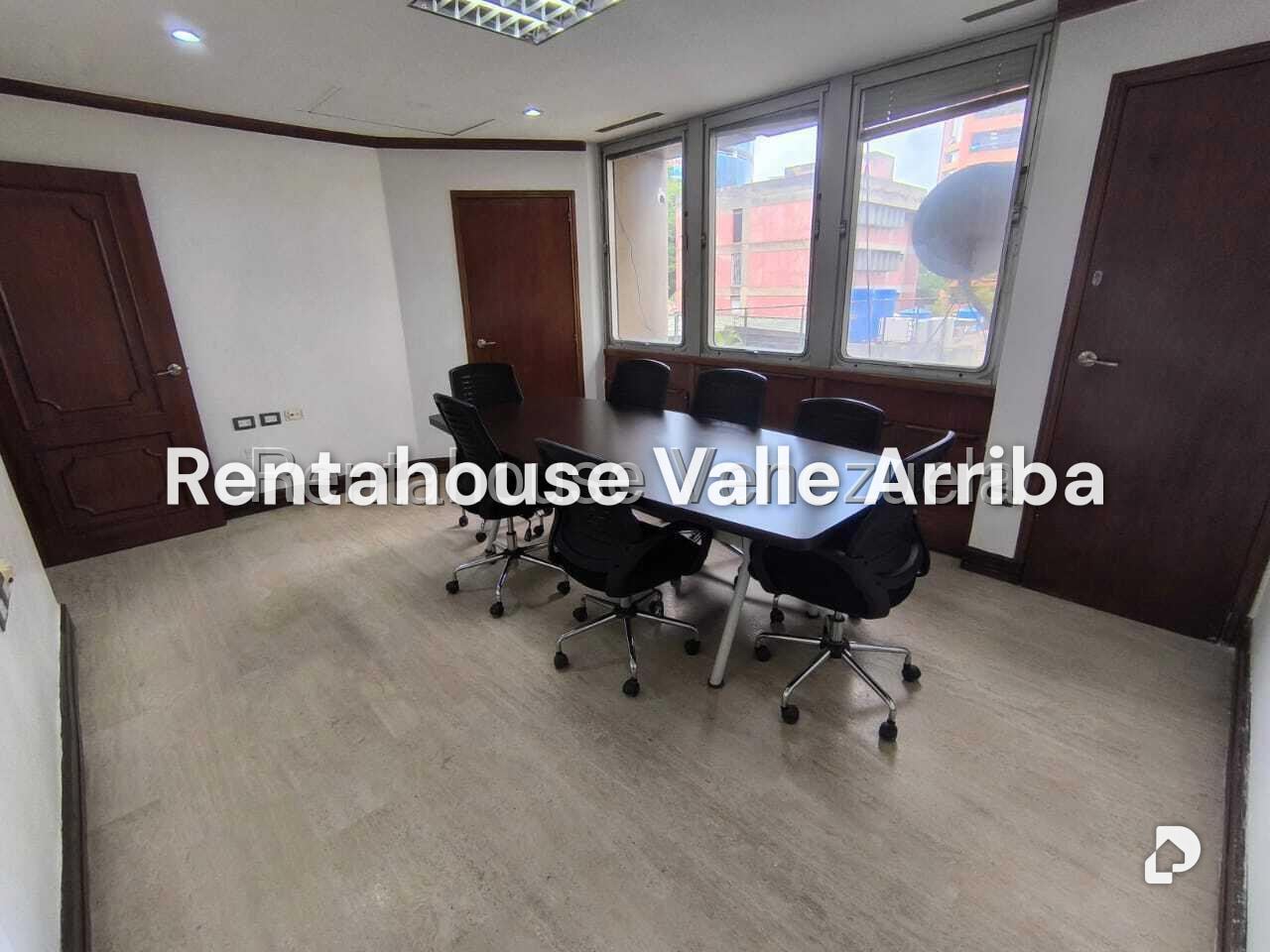 Local comercial en El Rosal, Caracas – 12
