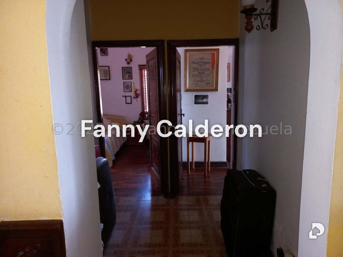 Casa en La Lagunita, Caracas – 30