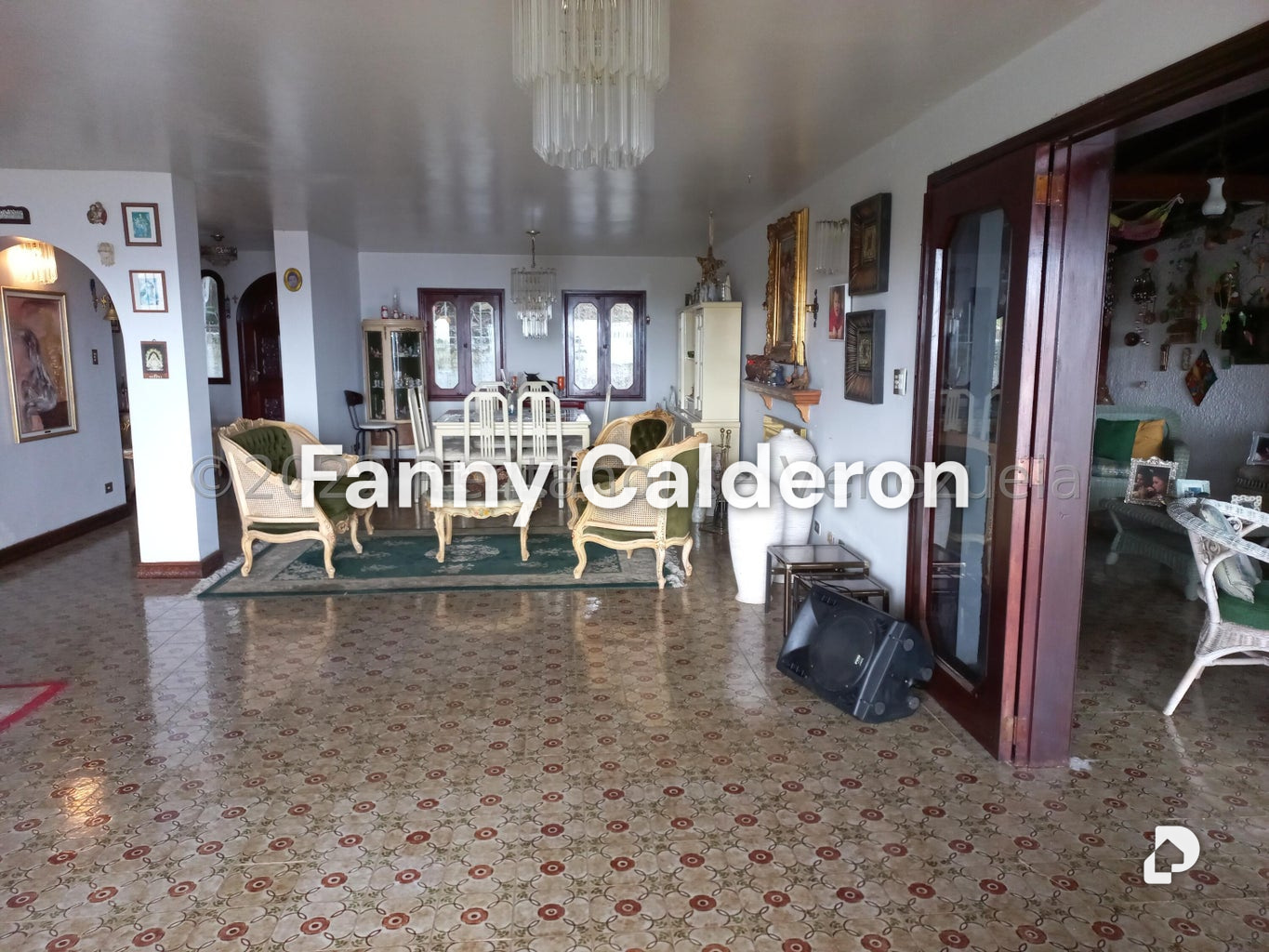 Casa en La Lagunita, Caracas – 19