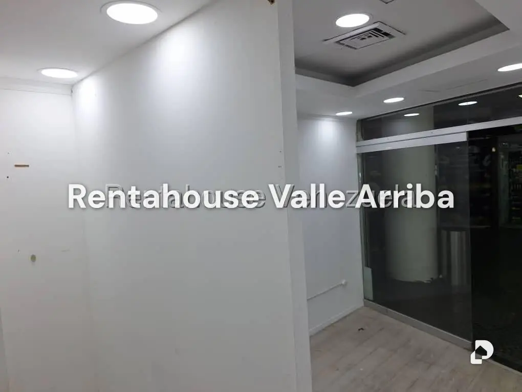 Local comercial en La Castellana, Caracas – 8