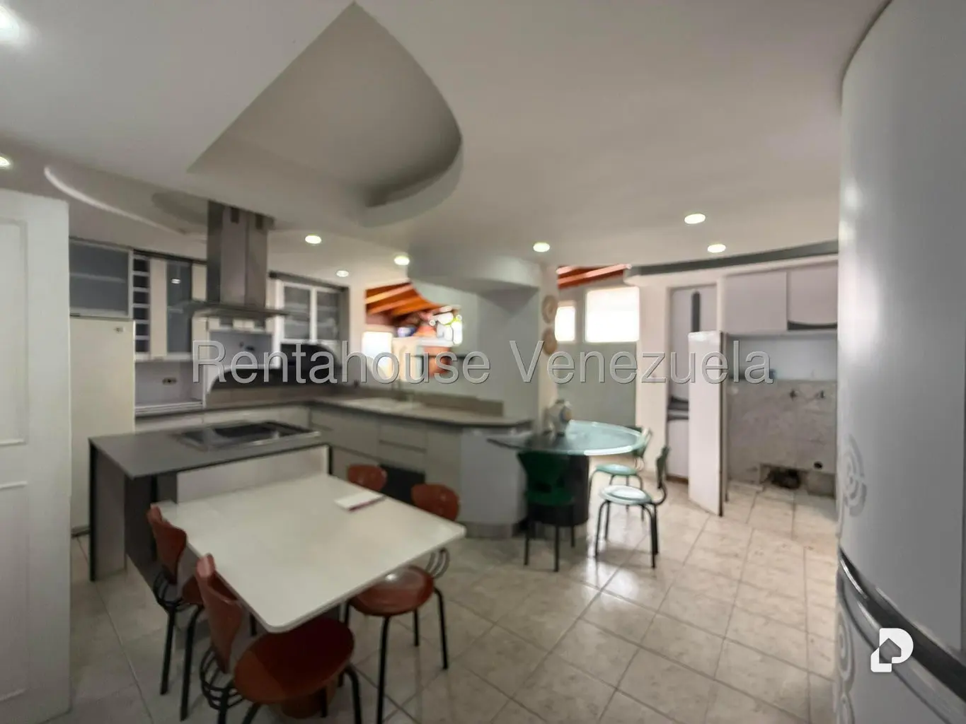 Casa en Alto Prado, Caracas – 8
