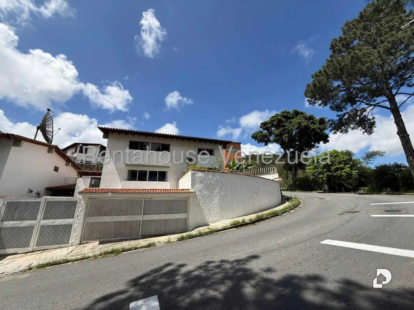 Casa en Alto Prado, Caracas – 1