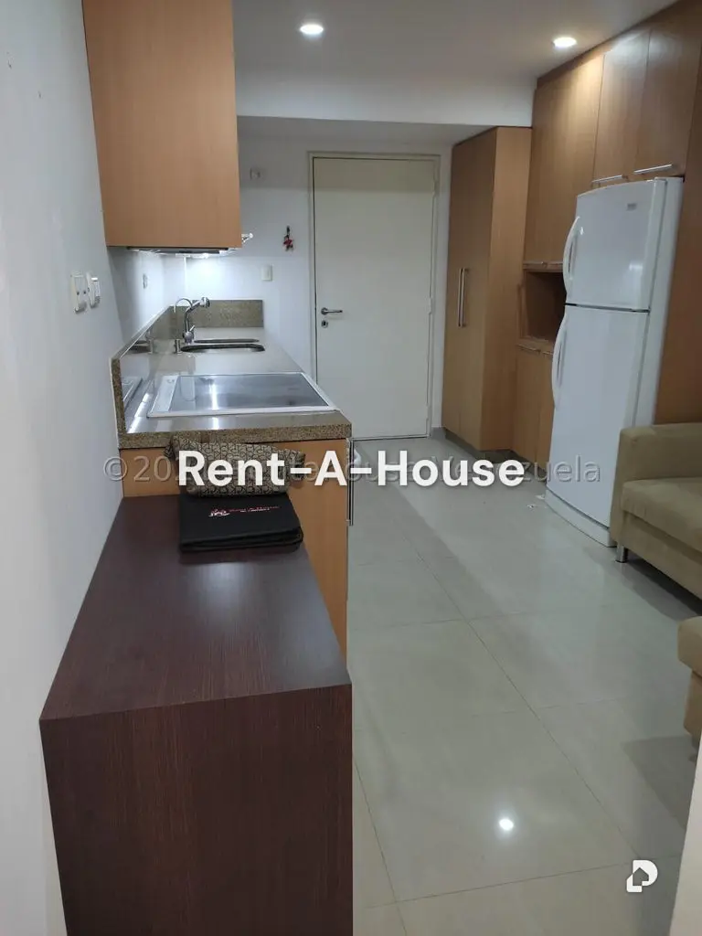 Apartment in La Boyera, Caracas – 3