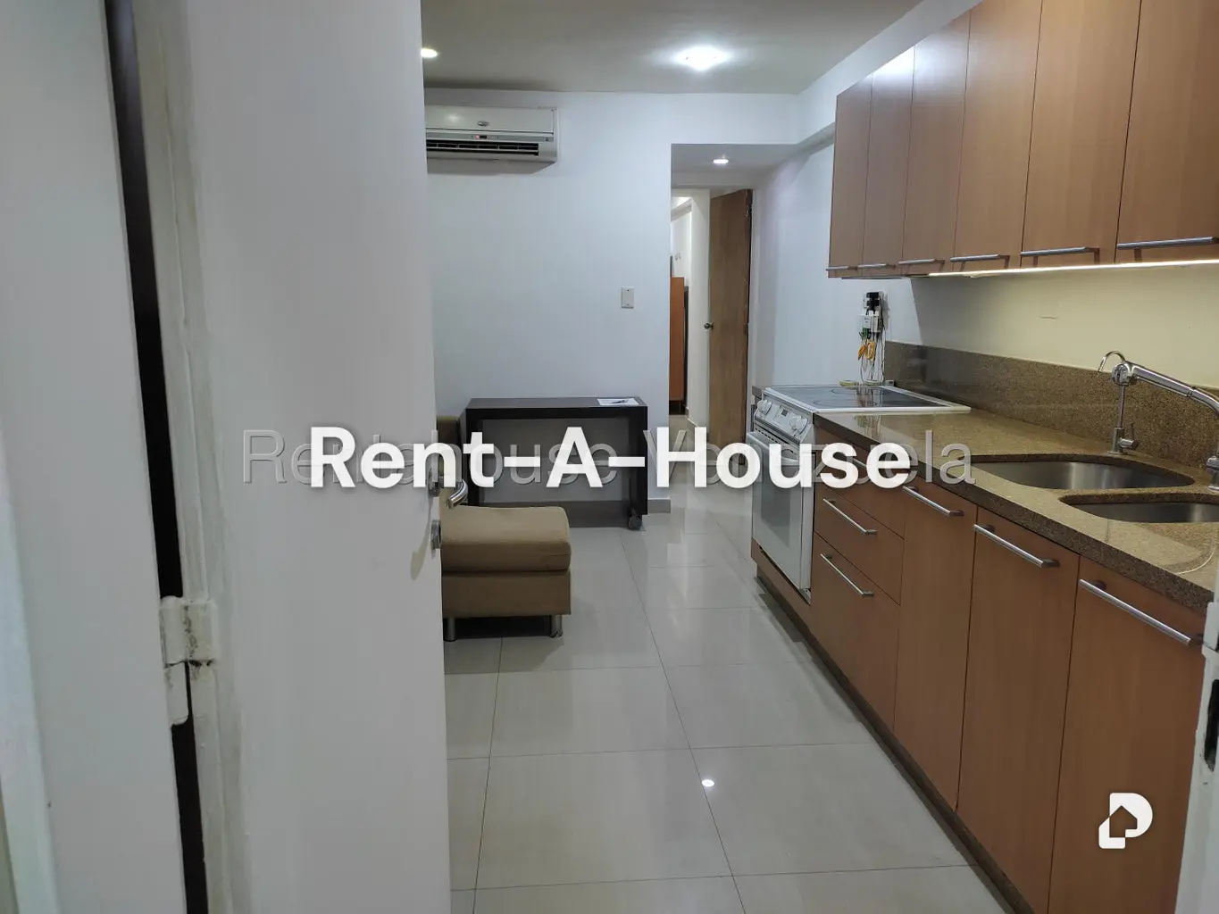 Apartment in La Boyera, Caracas – 11