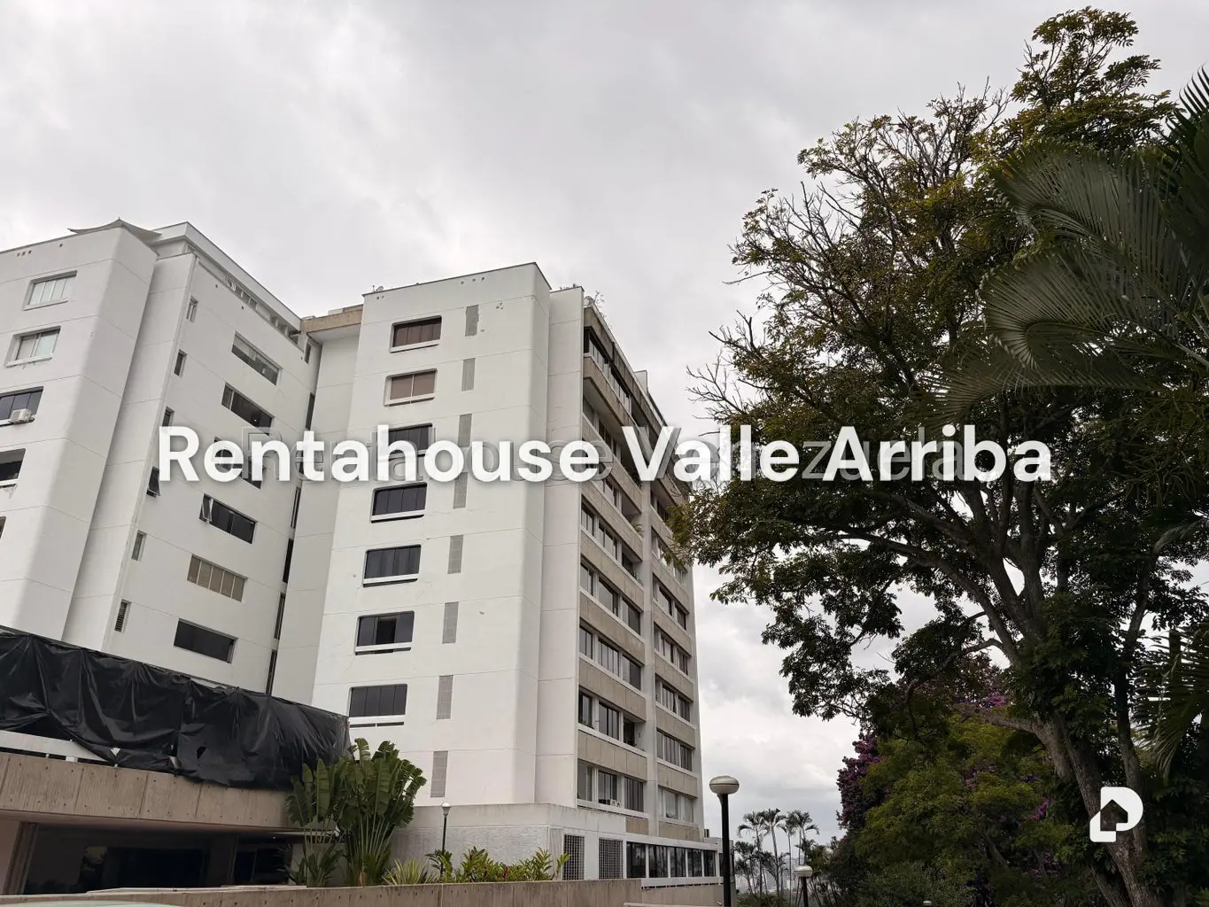 Apartamento en Lomas de San Román, Caracas – 1