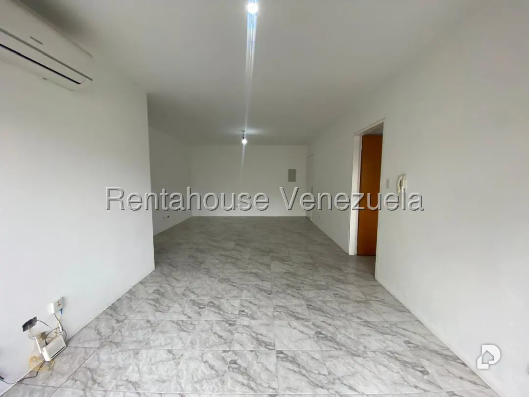 Apartamento en El Paraíso, Caracas – 13