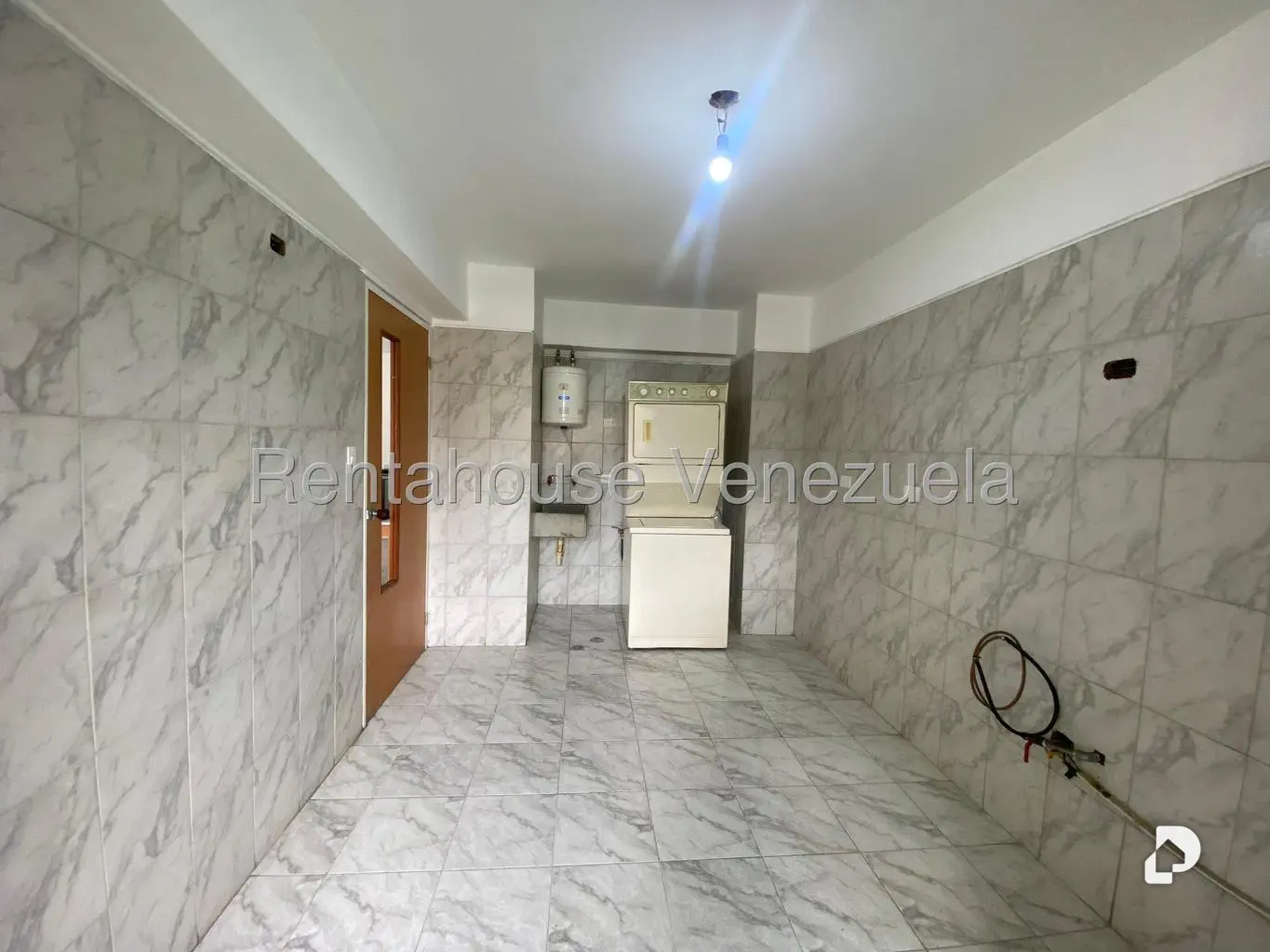 Apartamento en El Paraíso, Caracas – 24