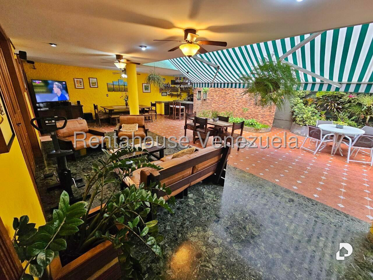 Casa en La Tahona, Caracas – 22