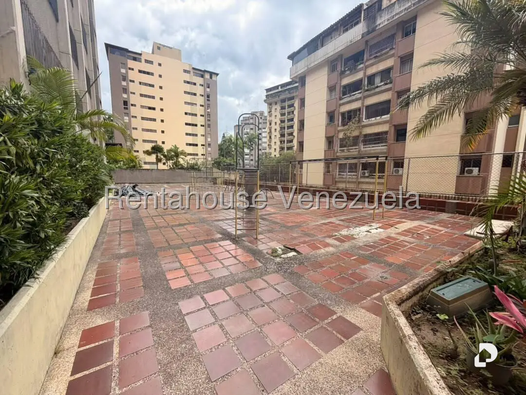 Apartamento en Terrazas del Ávila, Caracas – 23