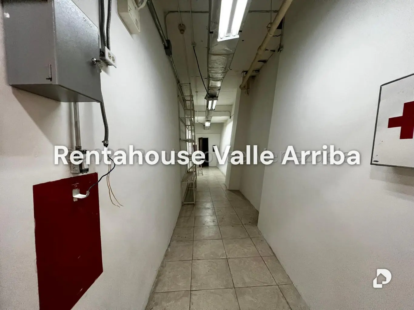Local comercial en La Castellana, Caracas – 15
