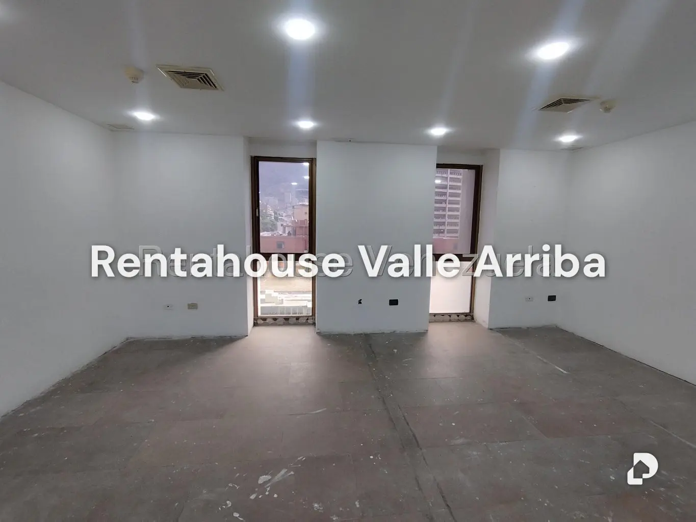 Local comercial en Los Palos Grandes, Caracas – 14