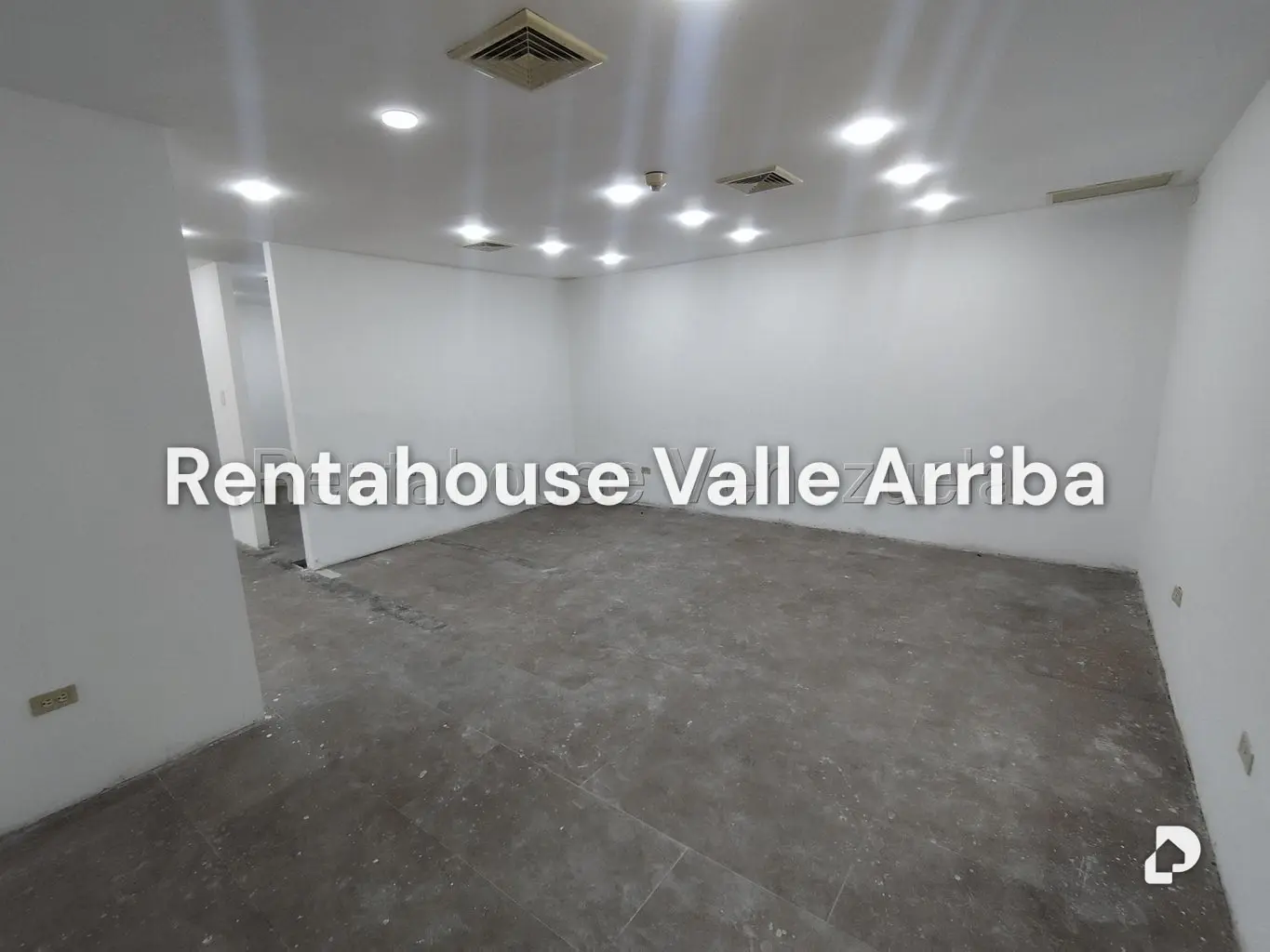 Local comercial en Los Palos Grandes, Caracas – 9