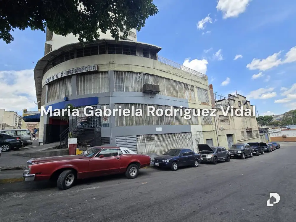 Local comercial en Quinta Crespo, Caracas – 2