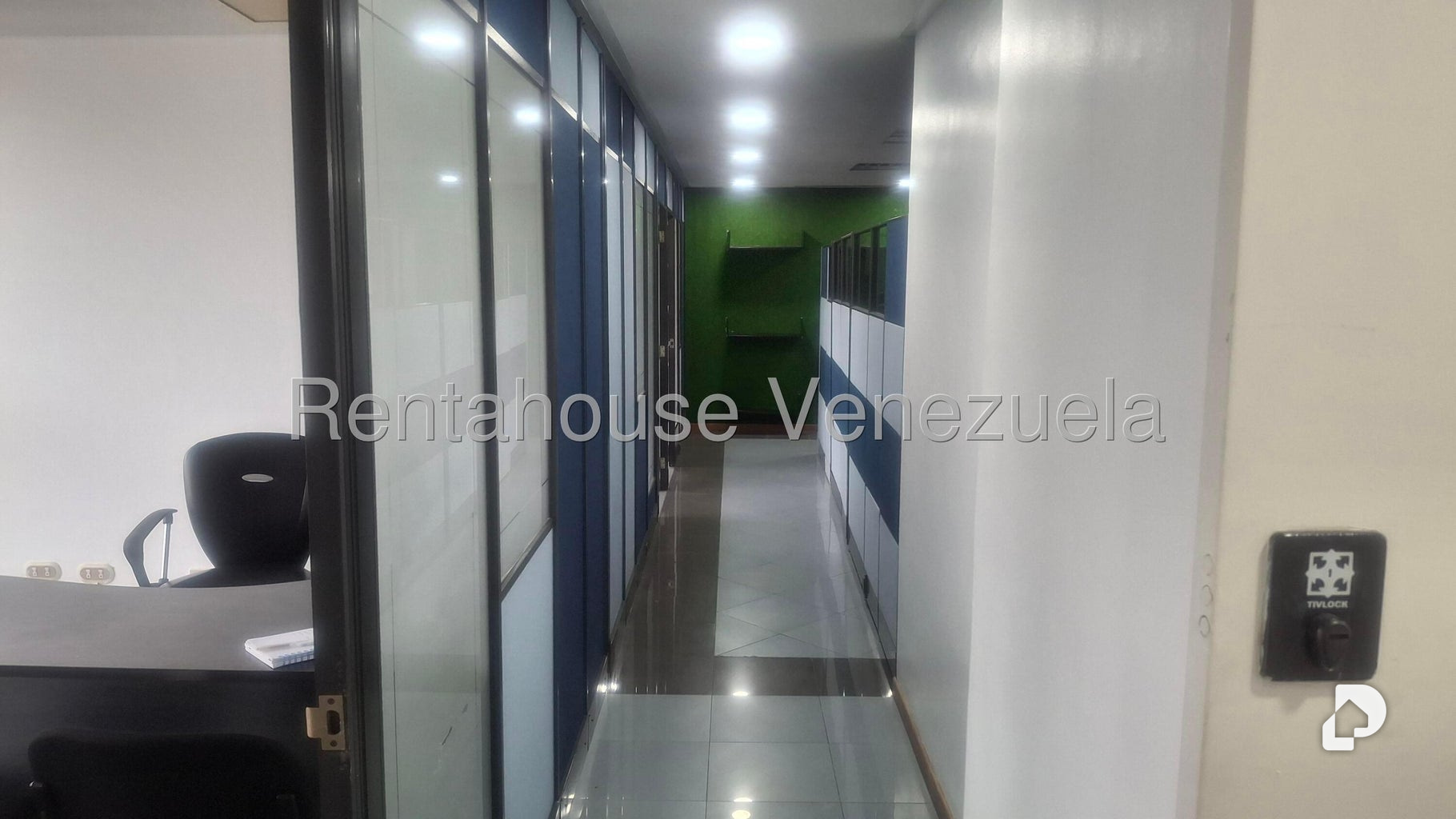 Oficina en El Bosque, Caracas – 6