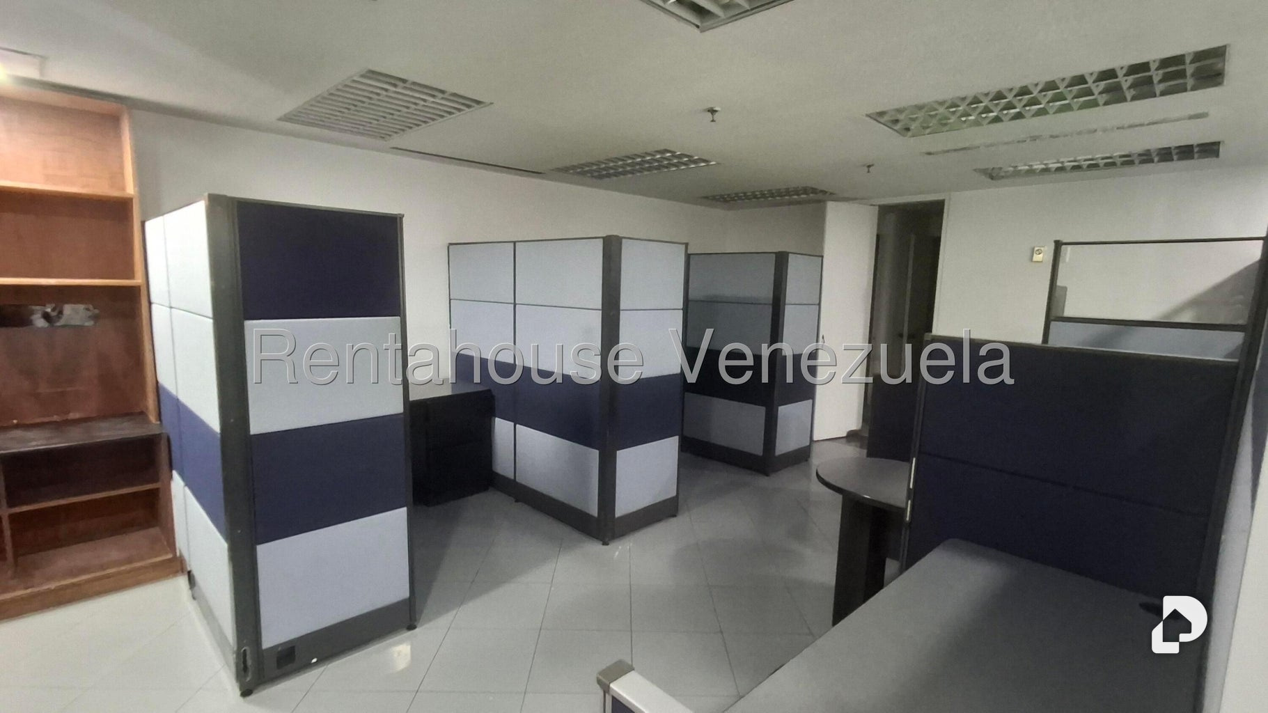 Oficina en El Bosque, Caracas – 19