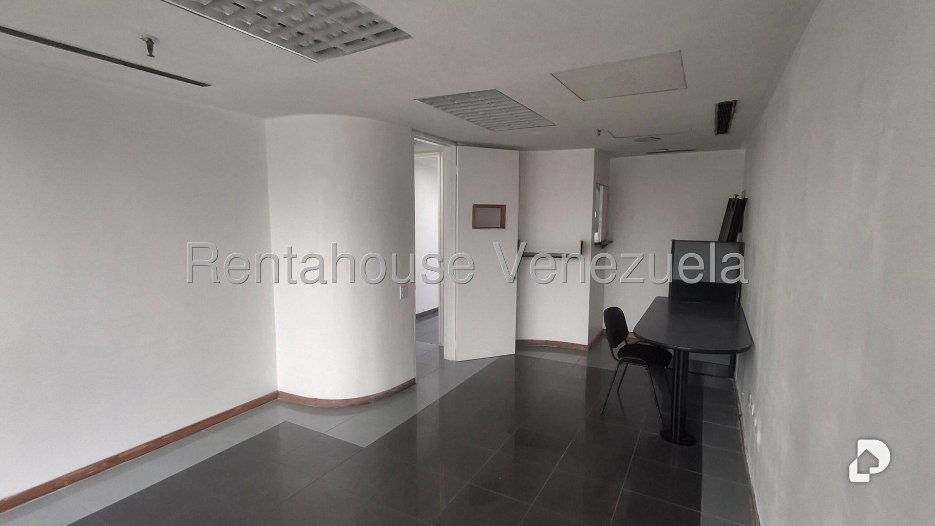 Oficina en El Bosque, Caracas – 7