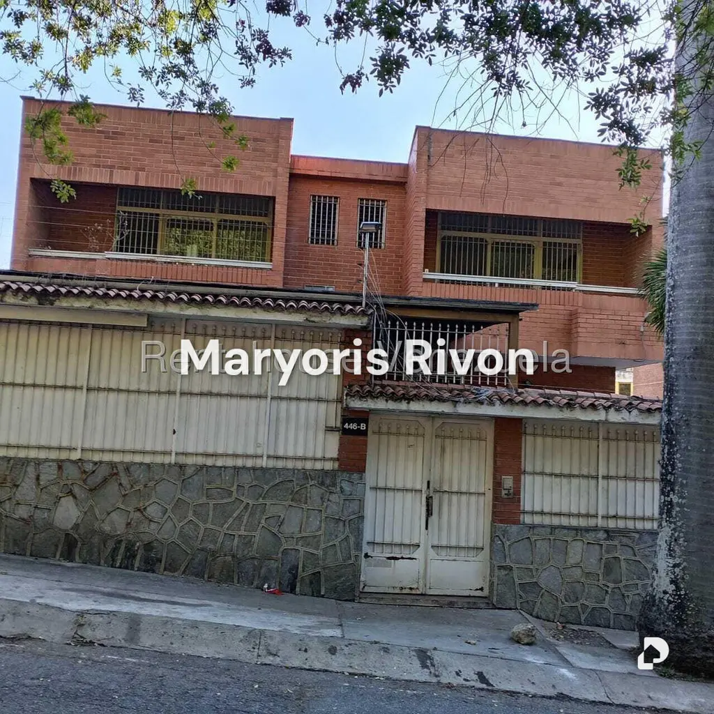 Casa en La Trinidad, Caracas – 2