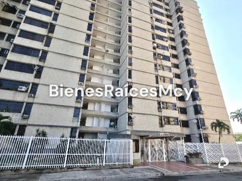 Apartamento en Urbanizacion San Jacinto, Maracay – 1