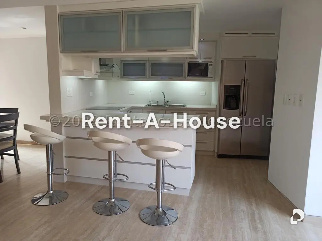 Apartment in Campo Alegre, Caracas – 4