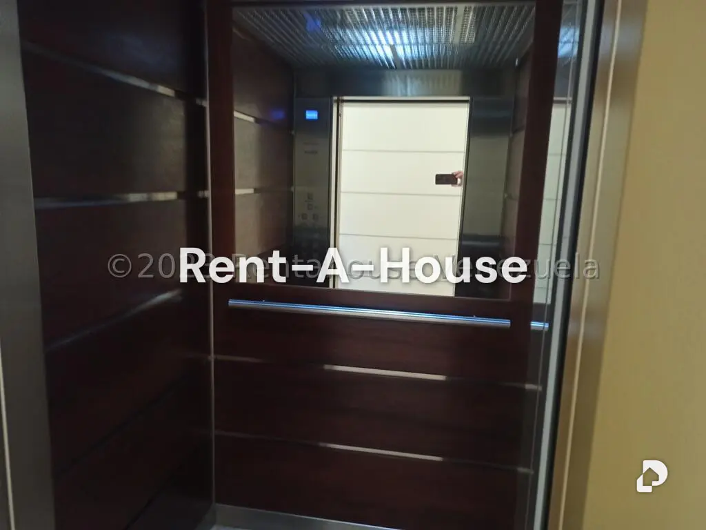 Apartment in Campo Alegre, Caracas – 26