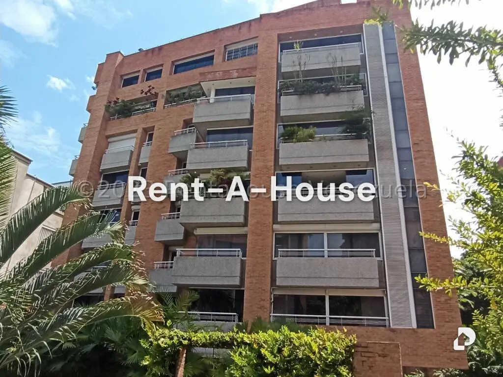 Apartment in Campo Alegre, Caracas – 1