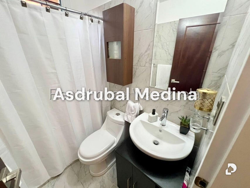 Apartamento en Colinas de La Tahona, Caracas – 16