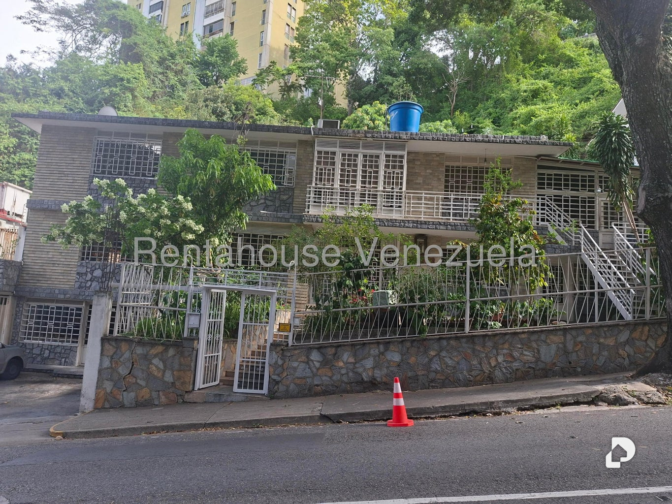 Annex in Colinas de Bello Monte, Caracas – 2