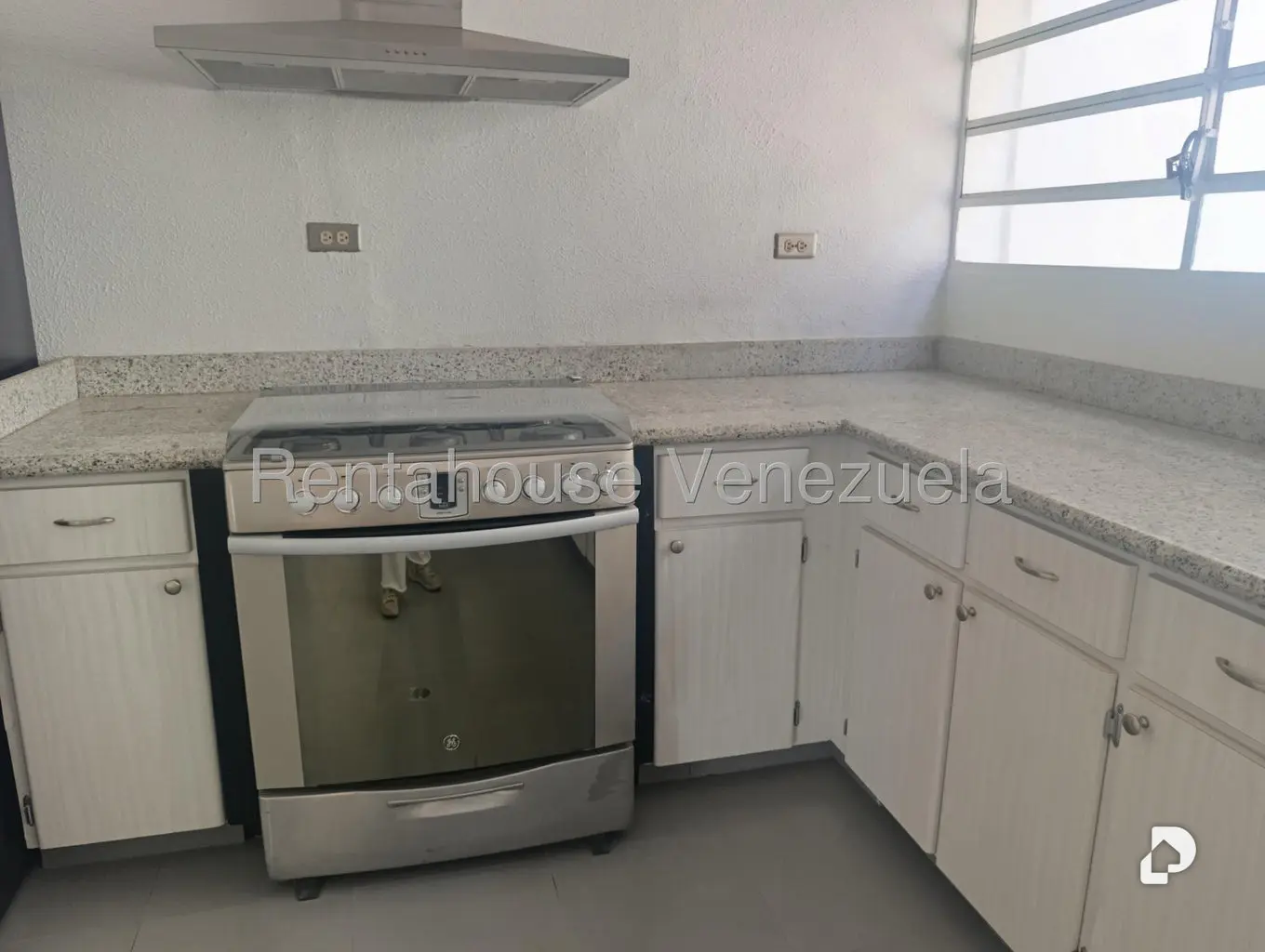 Casa en Prados del Este, Caracas – 17