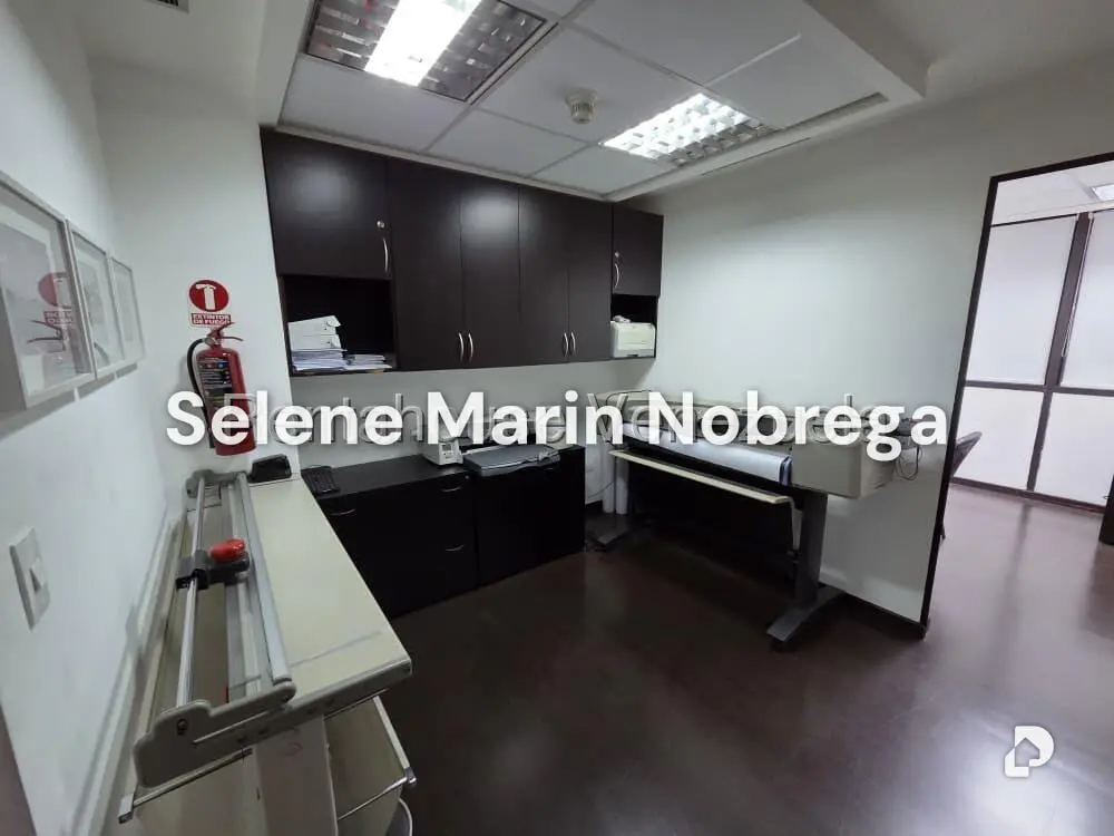 Oficina en Los Dos Caminos, Caracas – 11