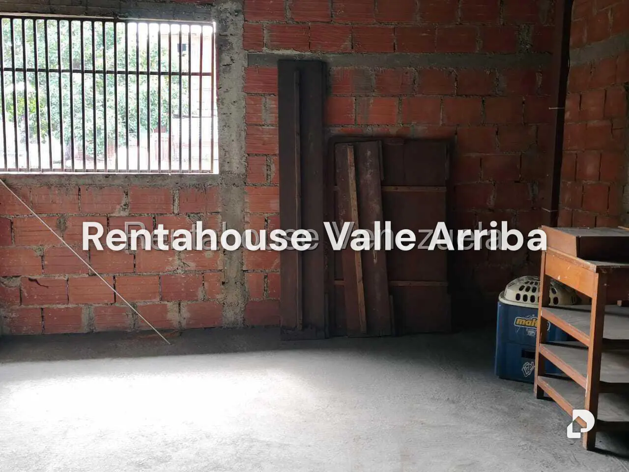 Local comercial en Catia, Caracas – 24