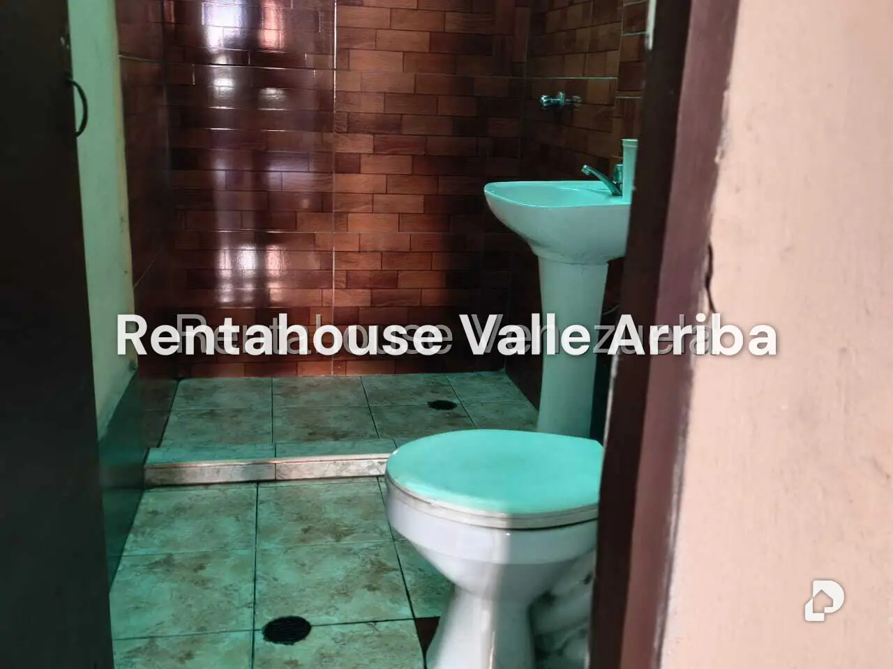 Local comercial en Catia, Caracas – 19
