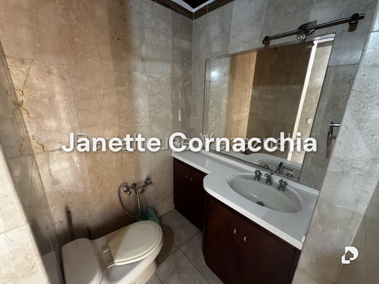 Apartamento en Campo Alegre, Caracas – 20