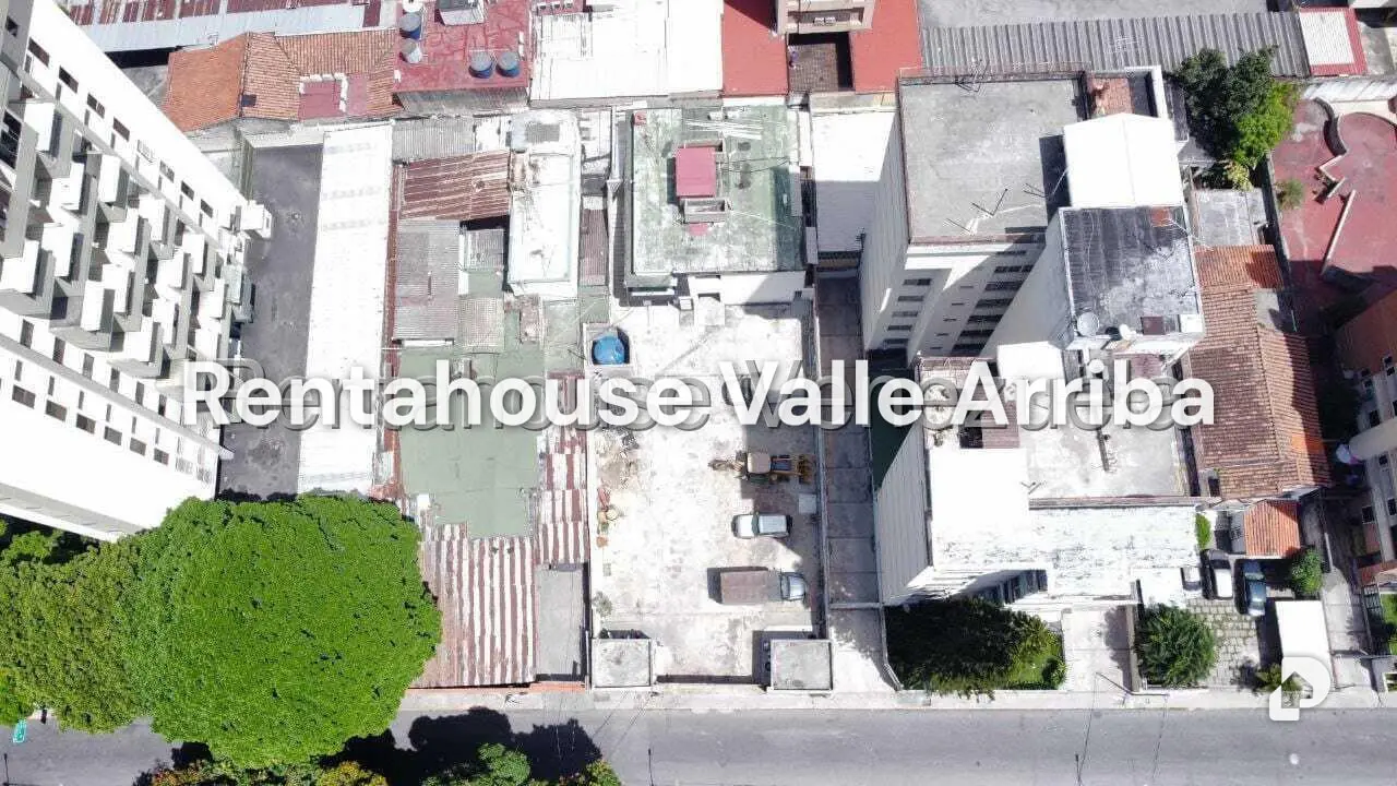 Edificio en La Florida, Caracas – 25