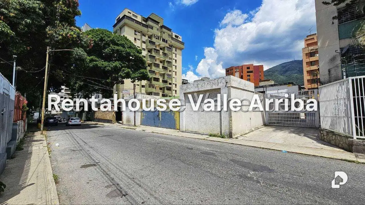 Edificio en La Florida, Caracas – 27
