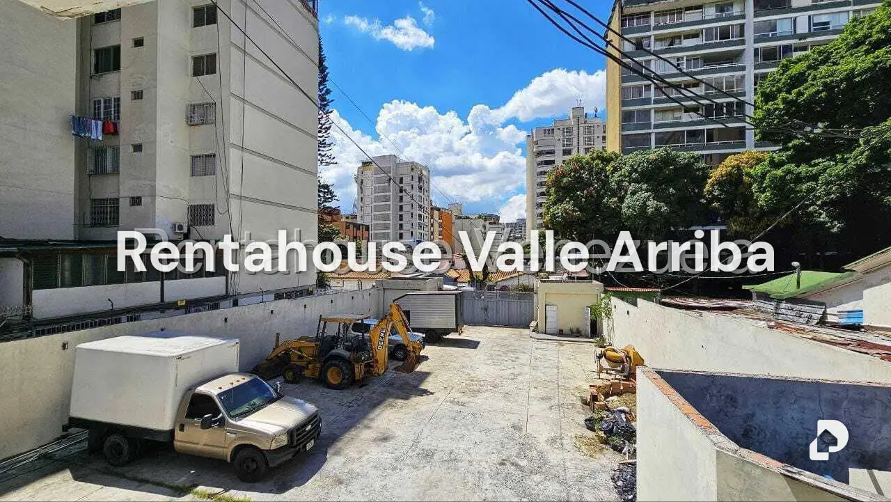 Edificio en La Florida, Caracas – 4