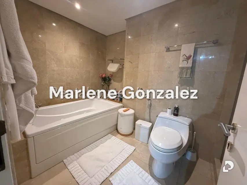 Apartamento en Altamira, Caracas – 12