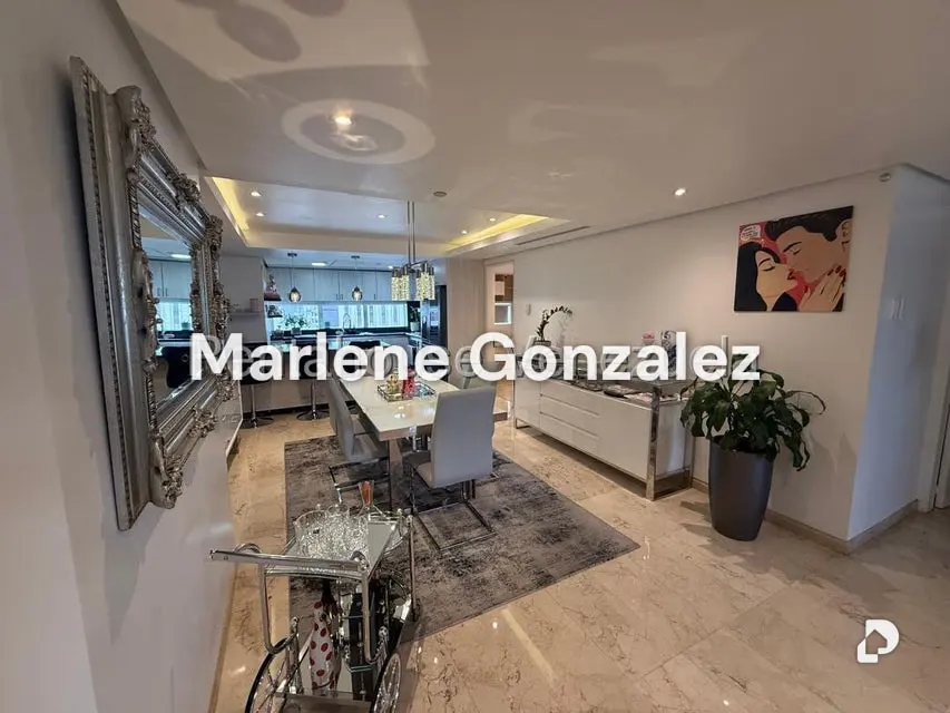 Apartamento en Altamira, Caracas – 5