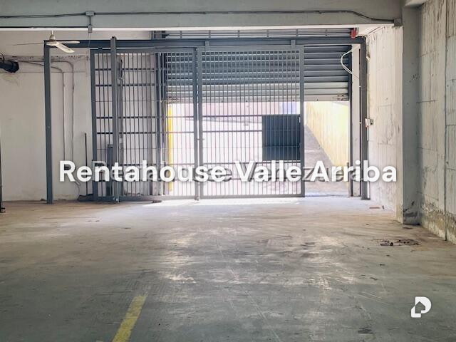 Local comercial en Boleíta Sur, Caracas – 21