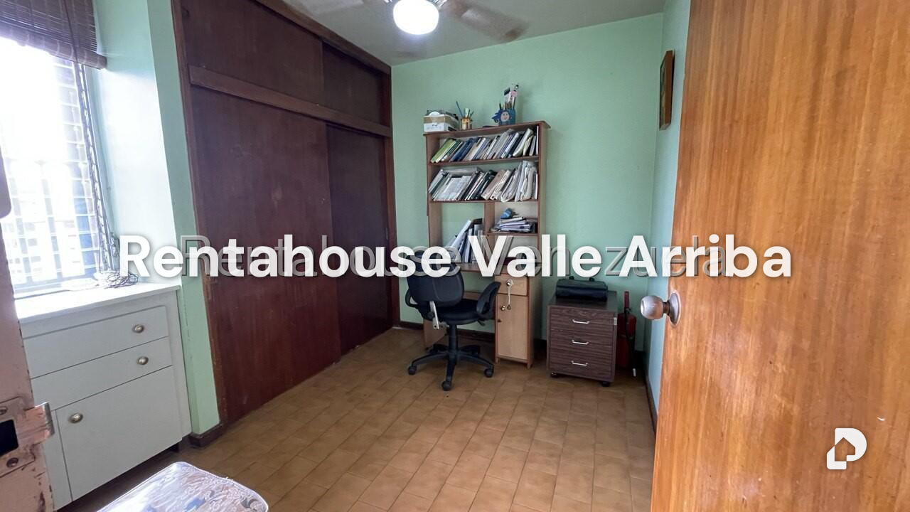 Apartamento en Los Chaguaramos, Caracas – 23