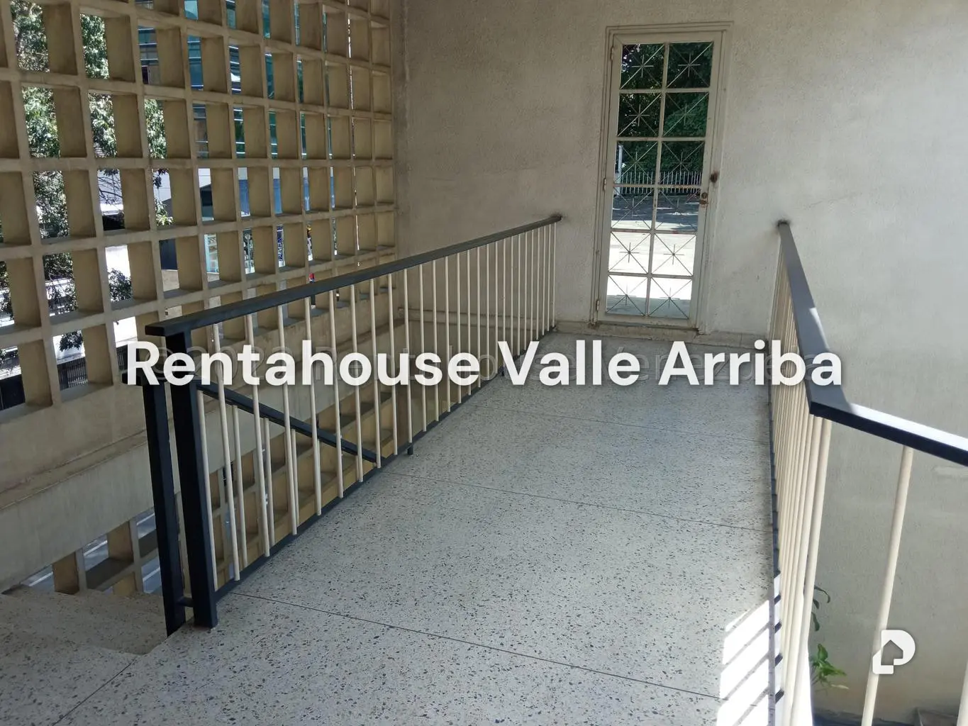 Apartamento en Las Mercedes, Caracas – 23