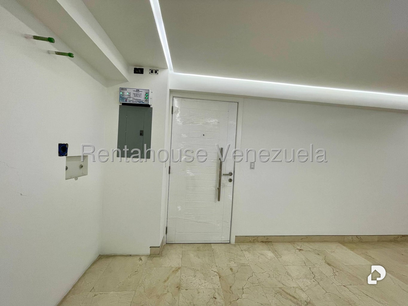 Apartamento en El Rosal, Caracas – 10