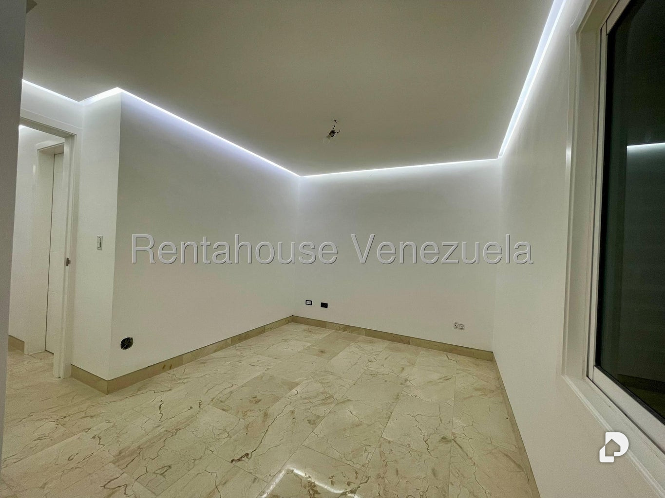 Apartamento en El Rosal, Caracas – 28
