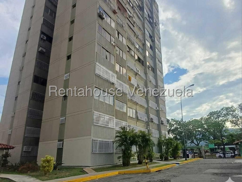 Apartamento en La Granja I, Naguanagua - 1
