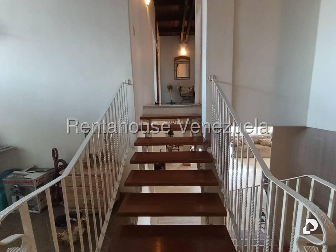 Casa en Cumbres de Curumo, Caracas – 12
