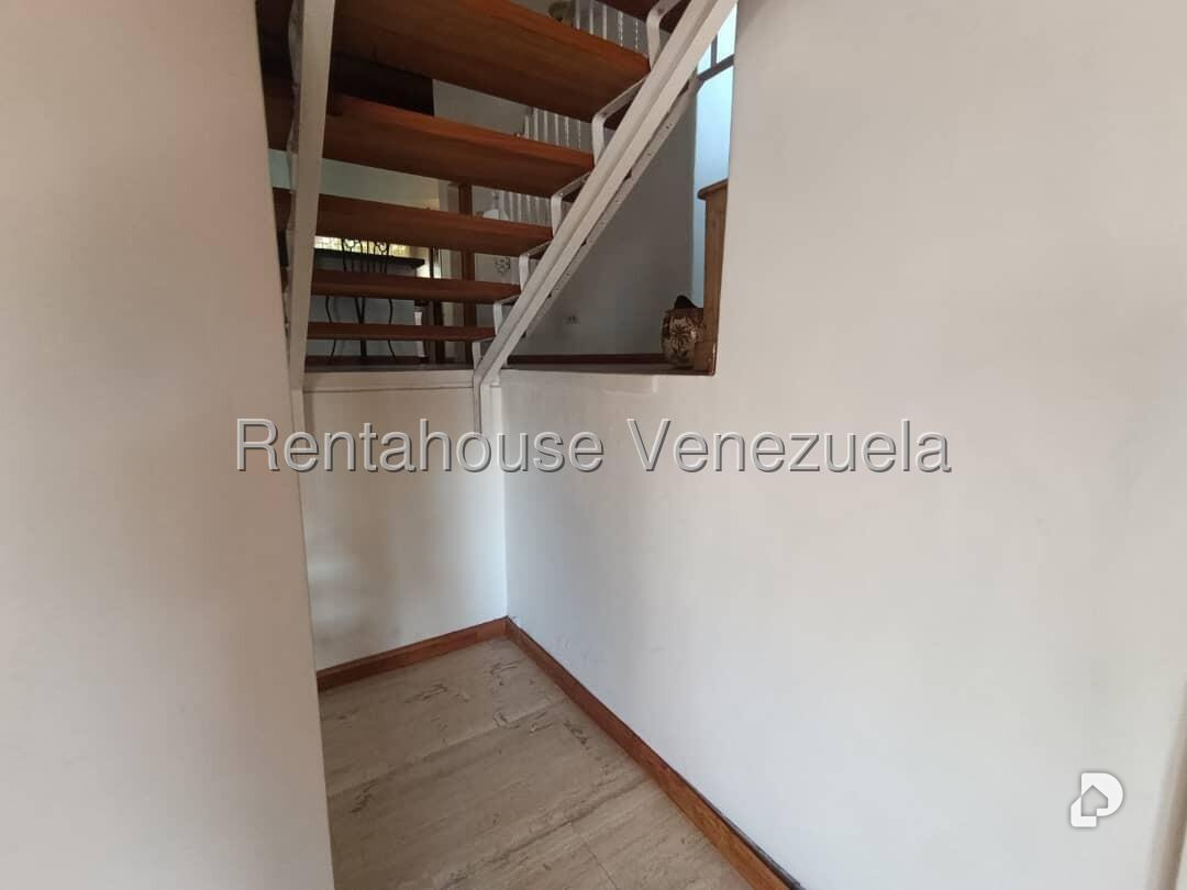 Casa en Cumbres de Curumo, Caracas – 27