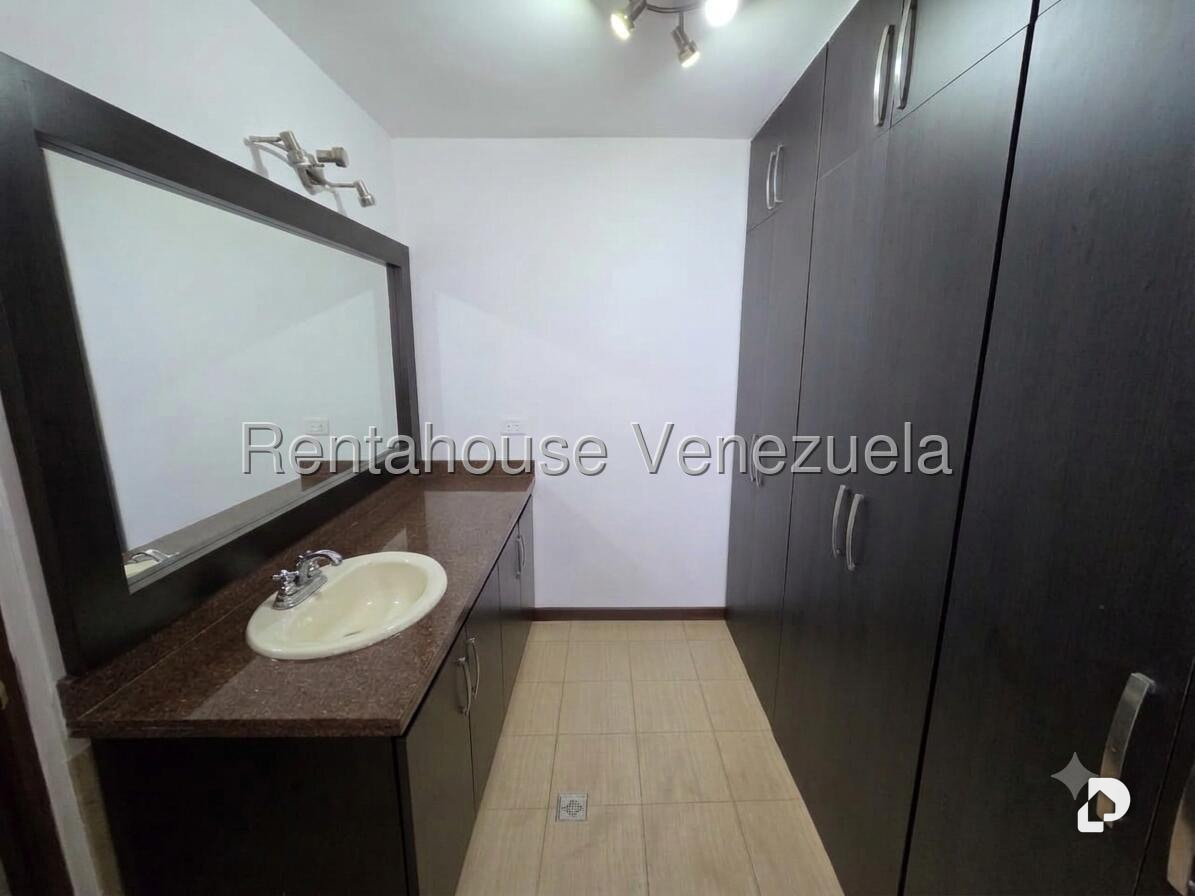 Apartamento en Los Naranjos (del Cafetal), Caracas – 16