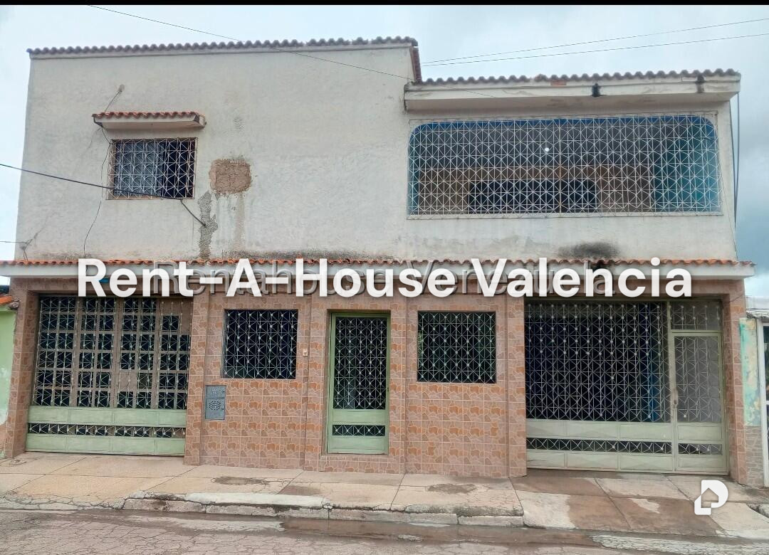 Casa en Flor Amarillo, Valencia – 1