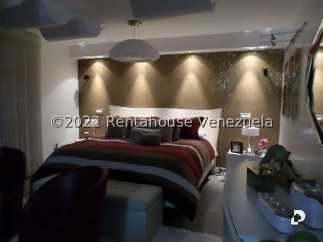 Apartamento en Los Naranjos (del Cafetal), Caracas – 13