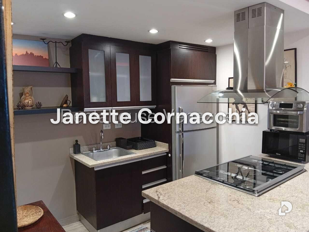 Apartamento en Altamira, Caracas – 13